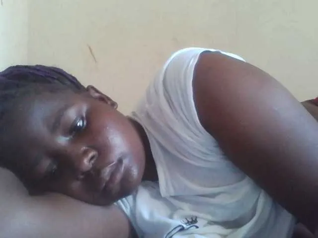 Live sex webcam photo for angelofkenya #275777013