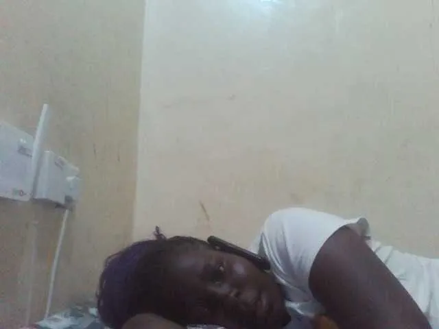 Live sex webcam photo for angelofkenya #275959424