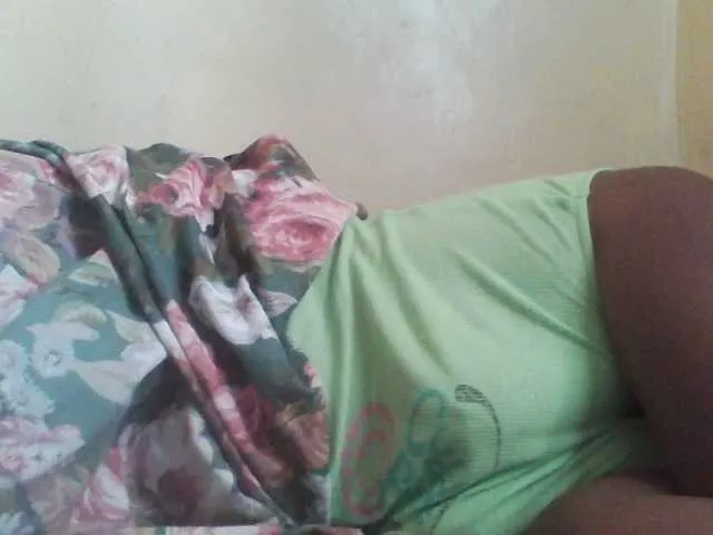 Live sex webcam photo for angelofkenya #276658425