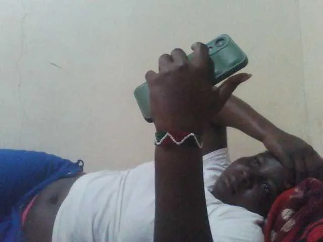 Live sex webcam photo for angelofkenya #276825298
