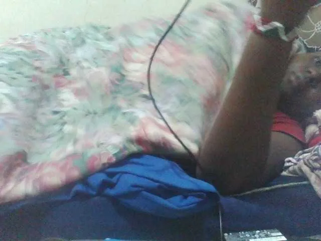 Live sex webcam photo for angelofkenya #277106128