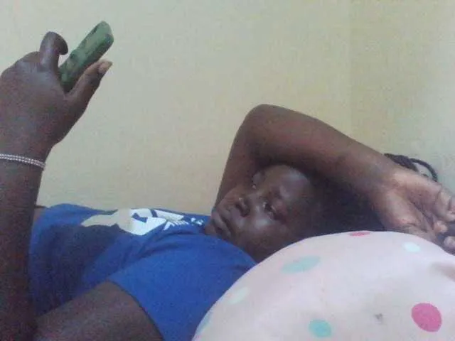 Live sex webcam photo for angelofkenya #277299025