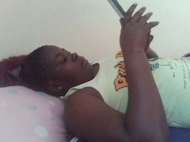Live sex webcam photo for angelofkenya #277506897