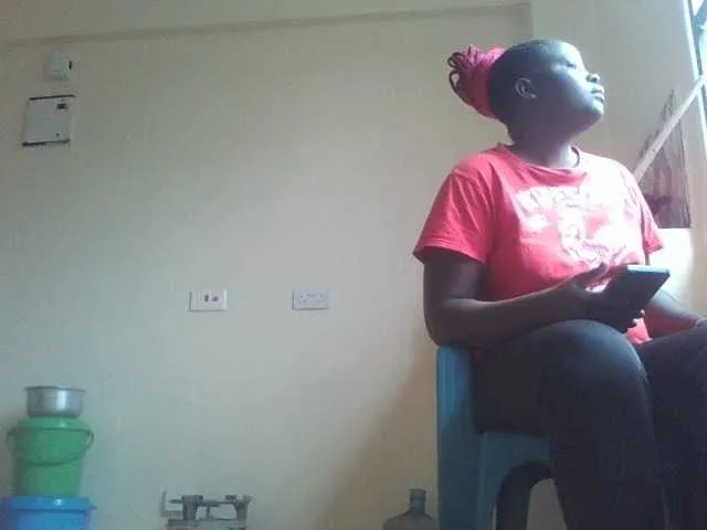 Live sex webcam photo for angelofkenya #277587919