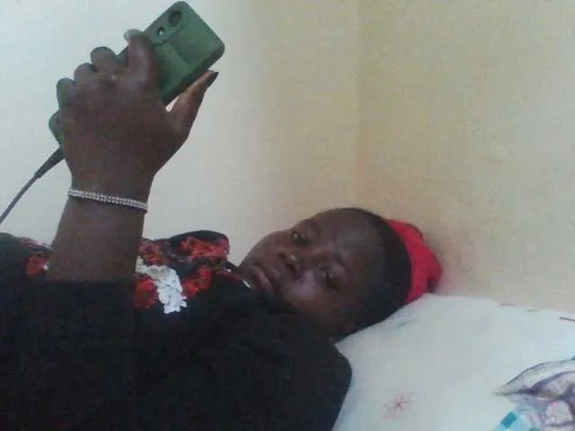 Live sex webcam photo for angelofkenya #277609379
