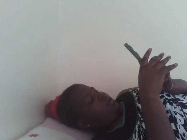 Live sex webcam photo for angelofkenya #277703511