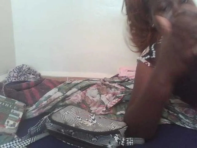 Live sex webcam photo for angelofkenya #277902216