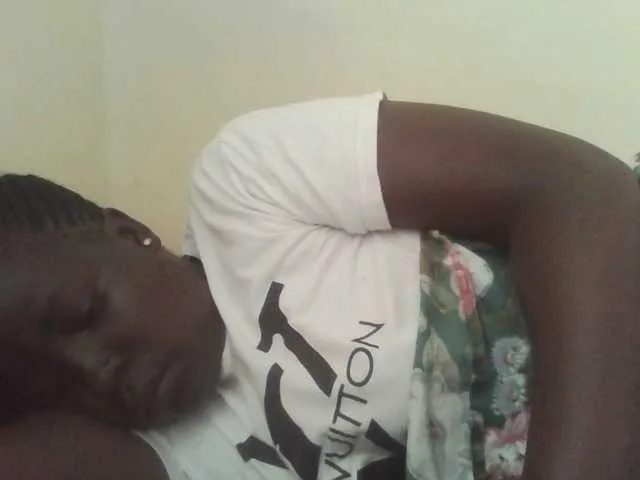 Live sex webcam photo for angelofkenya #278082533