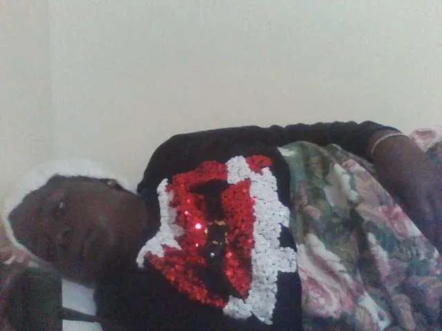 Live sex webcam photo for angelofkenya #278089381