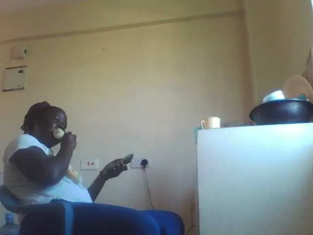 Live sex webcam photo for angelofkenya #278266931