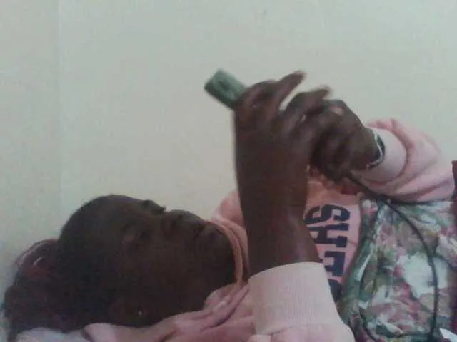 Live sex webcam photo for angelofkenya #282035791