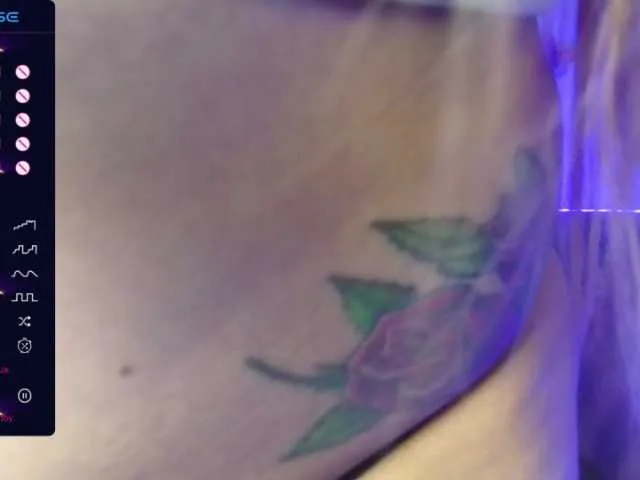 Live sex webcam photo for aniiha #277879258