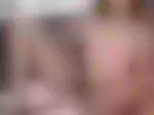 Live sex webcam photo for anikaweb8 #275777011