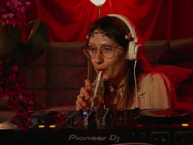 Live sex webcam photo for anime-couple #290933832