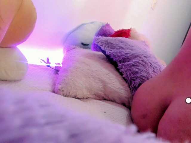 Live sex webcam photo for anithaxxx1 #275496715