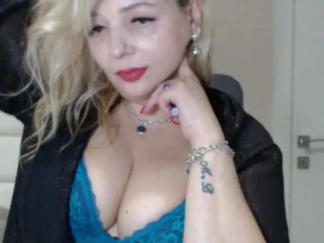 Live sex webcam photo for aniutkamau #293702578