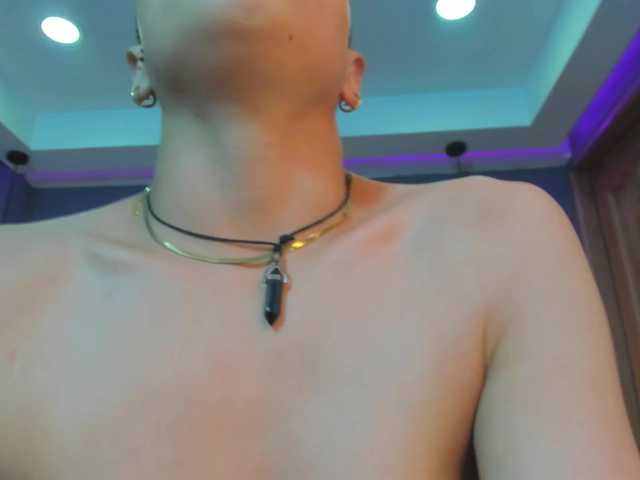 Live sex webcam photo for ann-scott #277214732