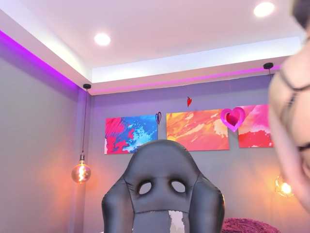 Live sex webcam photo for ann-scott #277501854