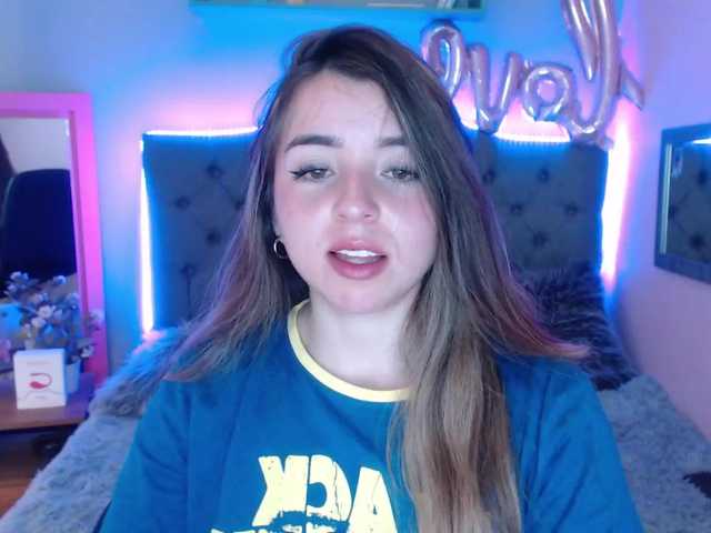 Live sex webcam photo for anna-rosee #271946598
