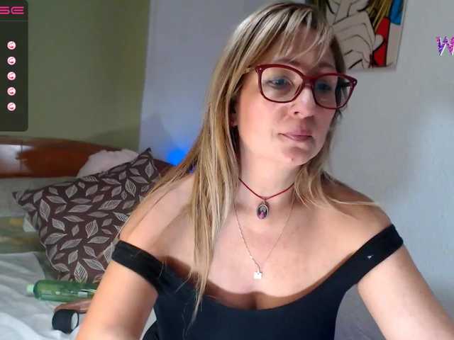 Live sex webcam photo for anna-sweet- #273463333