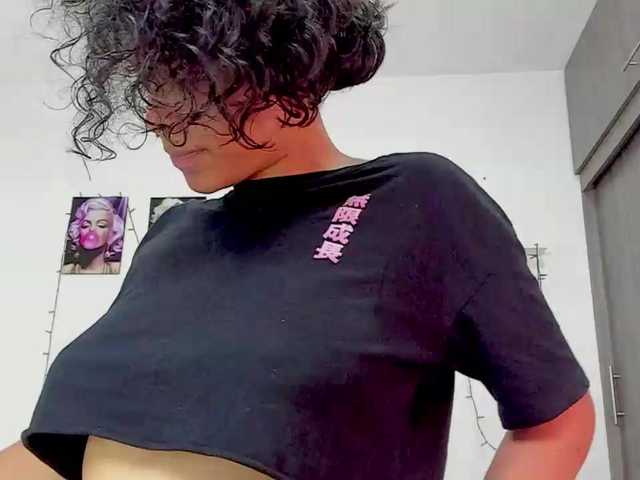 Live sex webcam photo for annachernova4u #277068700