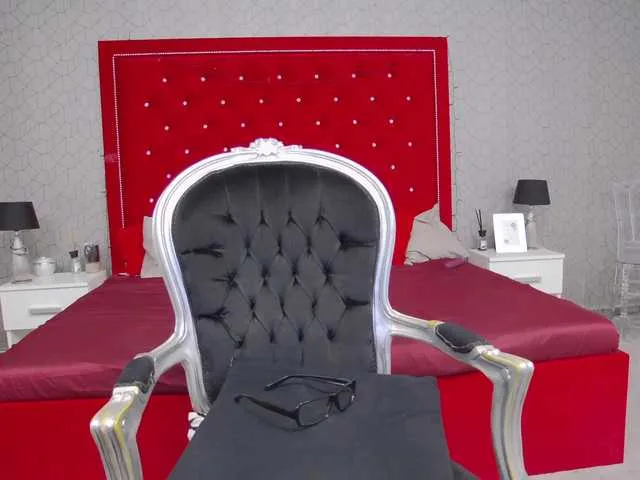 Live sex webcam photo for annamontrix #272443669