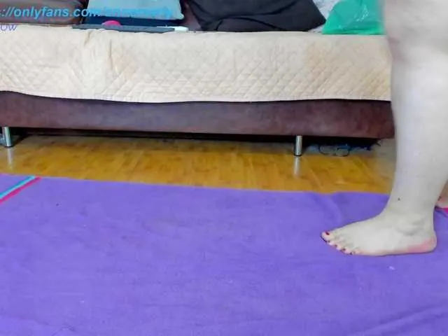 Live sex webcam photo for annemariy #291330643