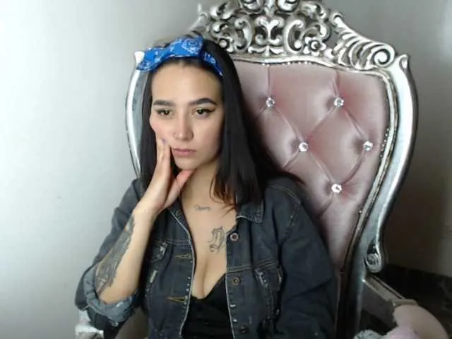 Live sex webcam photo for annerain #275838464