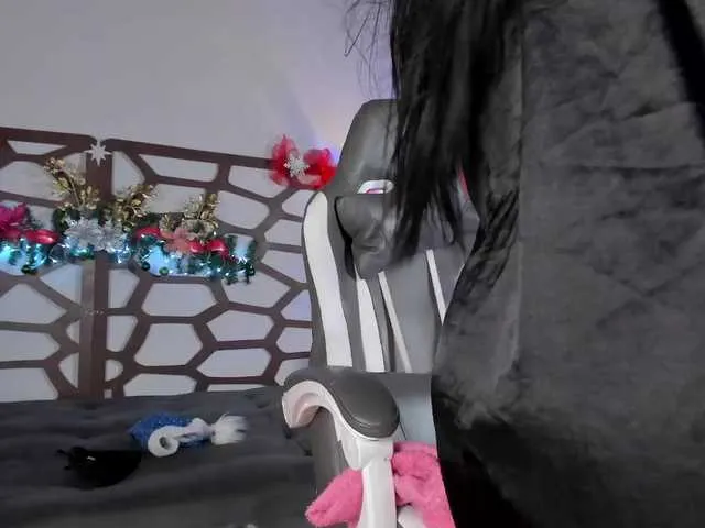 Live sex webcam photo for annie-barozzi #276977073