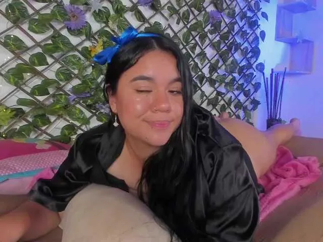 Live sex webcam photo for annie-barozzi #277011569