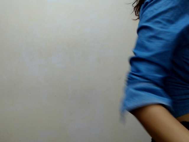 Live sex webcam photo for annieclark #272594063