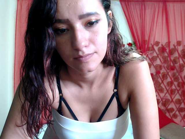 Live sex webcam photo for annieclark #272638295