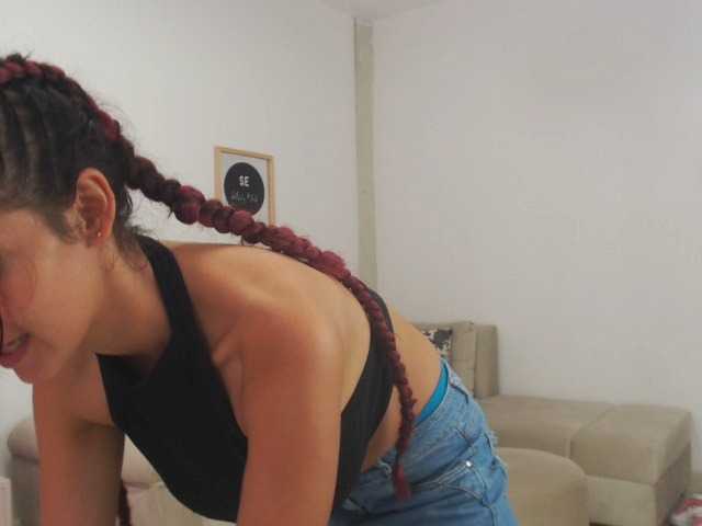 Live sex webcam photo for annieclark #272838141