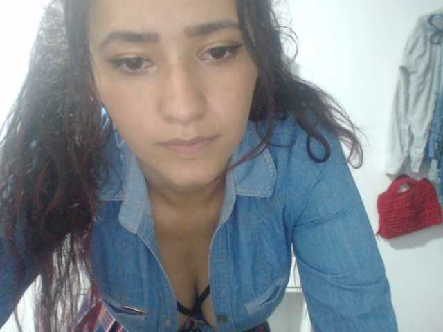 Live sex webcam photo for annieclark #272996246