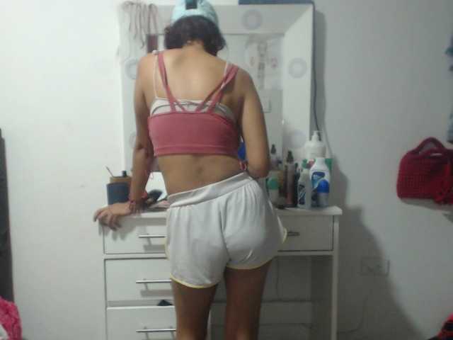 Live sex webcam photo for annieclark #273029090