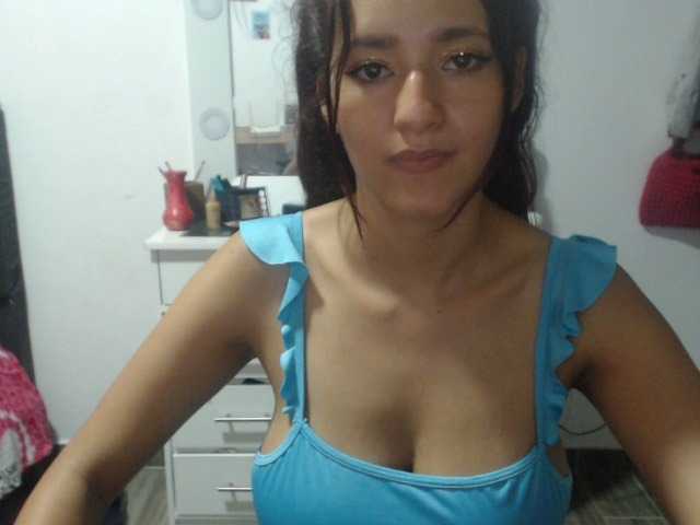 Live sex webcam photo for annieclark #273069940