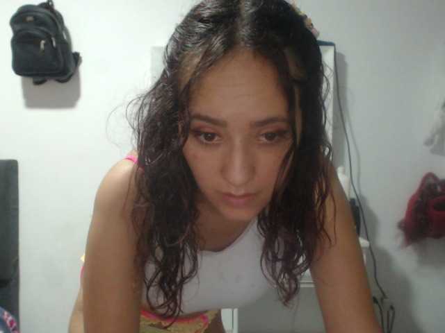 Live sex webcam photo for annieclark #273467298