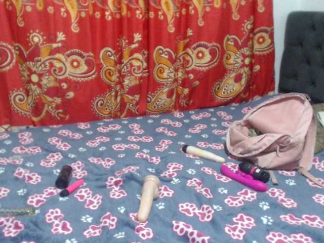 Live sex webcam photo for annieclark #273630466