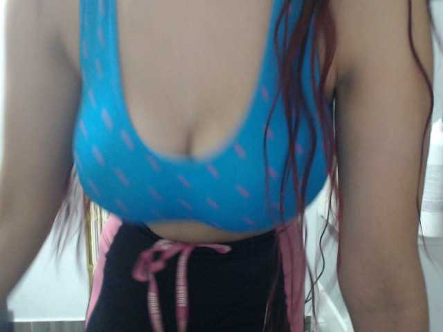 Live sex webcam photo for annieclark #273818718