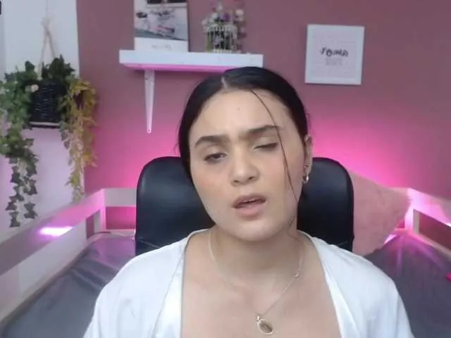 Live sex webcam photo for annitasweet34 #274528023