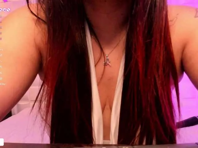 Live sex webcam photo for anny-rouse24 #290271578