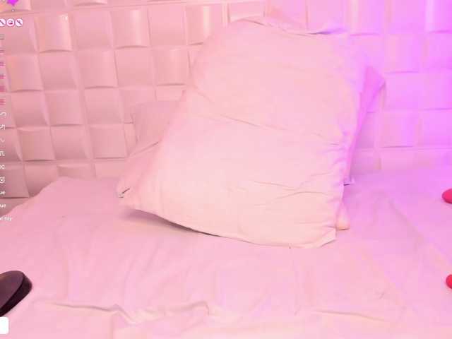 Live sex webcam photo for anny-rouse24 #290391599