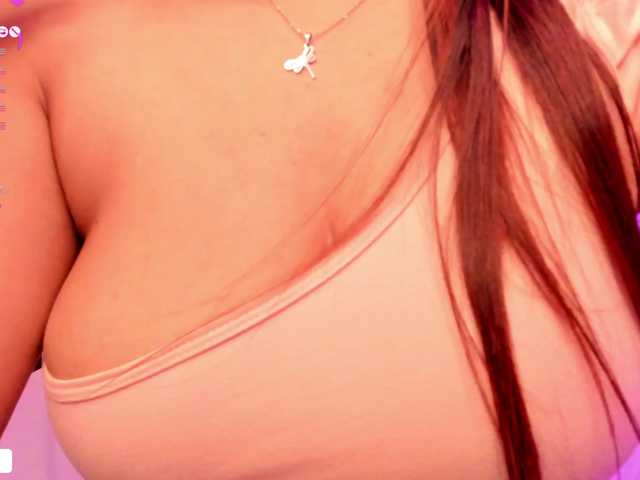 Live sex webcam photo for anny-rouse24 #290444606