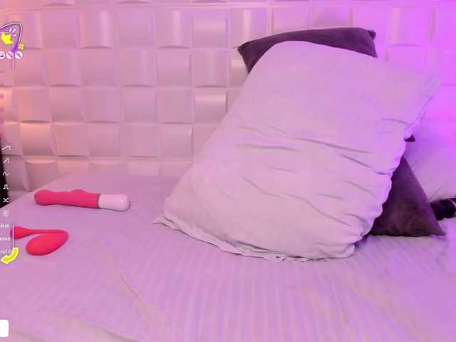 Live sex webcam photo for anny-rouse24 #290982613