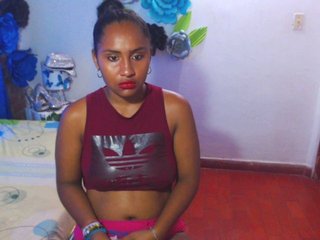 Live sex webcam photo for annyhot #159625391