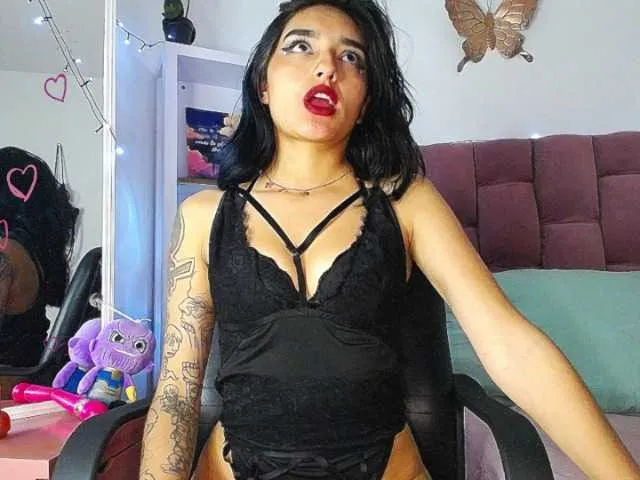 Live sex webcam photo for annymayers #273114838