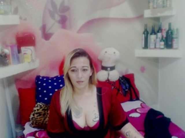 Live sex webcam photo for annysalazar #271982959