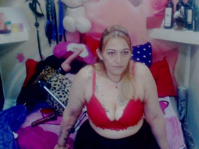 Live sex webcam photo for annysalazar #273517371