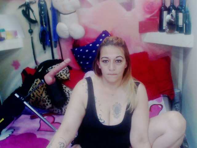 Live sex webcam photo for annysalazar #273541966