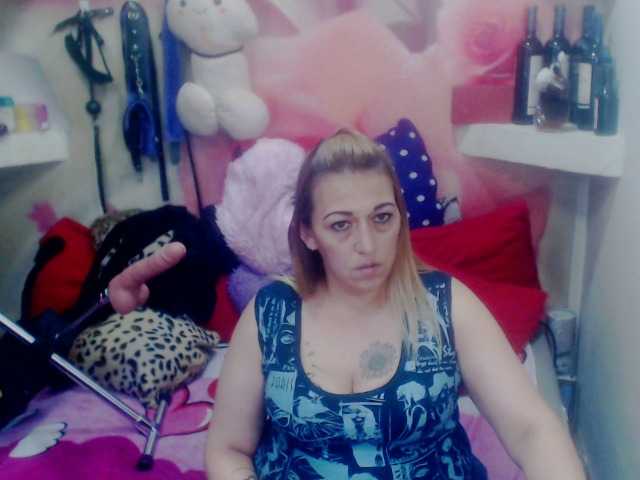 Live sex webcam photo for annysalazar #273605342